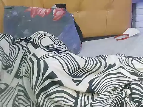 Ladyxx21 online show from 02-14-26, 05:29