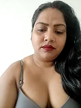 Indian AngelPriyanka123 online show from 04-26-26, 01:25