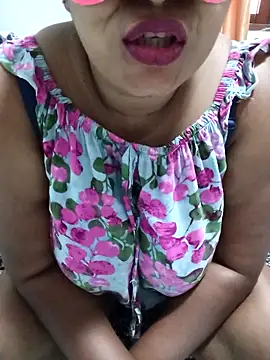 Dini 40 online show from 04-13-26, 03:10