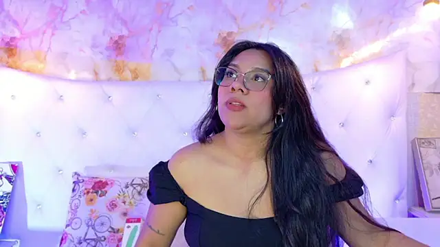 SasshaSpicy online show from 04-23-26, 12:29