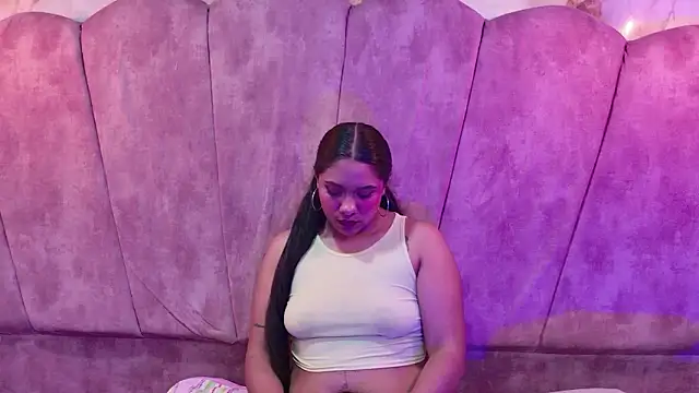 Snapshot of SasshaSpicy chatting on 02-13-26, 12:16 SasshaSpicy online show from 02-13-26, 12:16