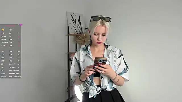 GoldenLenarz online show from 07-02-26, 11:05
