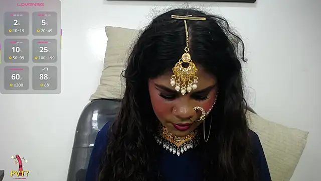yaazhinii online show from 04-23-26, 12:29