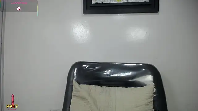 yaazhinii online show from 05-25-26, 11:53