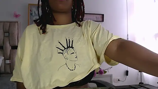 Snapshot of Aantoniaa_brown27 chatting on 02-19-26, 02:36 Aantoniaa brown27 online show from 02-19-26, 02:36