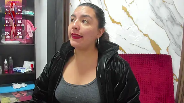 lexyy24 online show from 05-19-26, 10:00