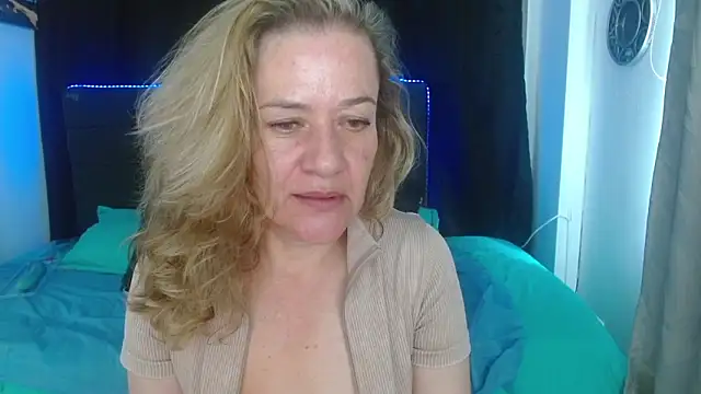 andreea xx online show from 02-11-26, 01:55
