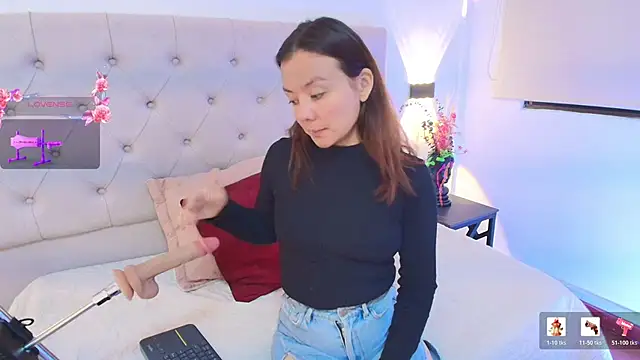MiccaMadison online show from 05-08-26, 03:05