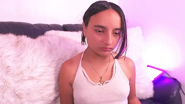  emily jonexs online show from 04-16-26, 04:19