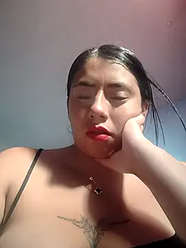 ashleymonroe4 online show from 04-14-26, 12:21