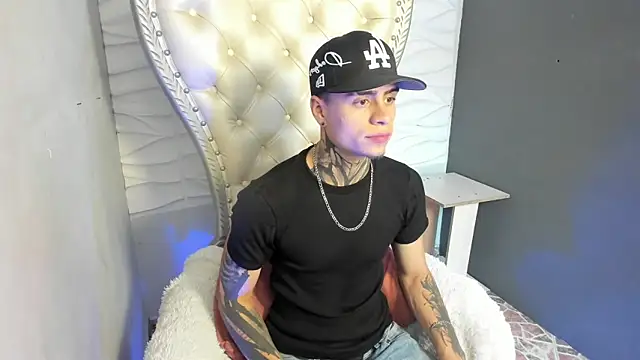 Snapshot of acxel_prescot chatting on 02-25-26, 08:08 acxel prescot online show from 02-25-26, 08:08