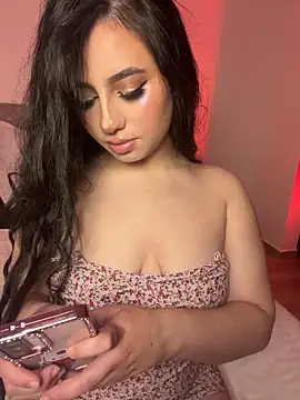 Snapshot of Sofiia_Vegaa chatting on 02-20-26, 01:24 Sofiia Vegaa online show from 02-20-26, 01:24