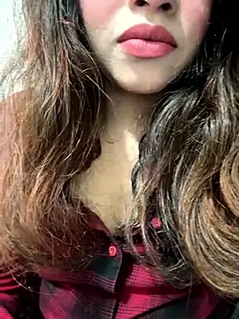 riya sharma11 online show from 04-04-26, 08:26