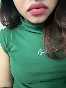 riya sharma11 online show from 02-15-26, 12:33