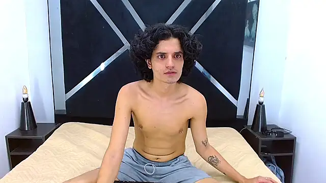 SamiSaturno online show from 02-05-26, 06:59