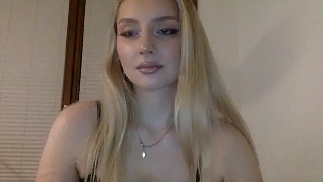 MayaWetDream online show from 05-03-26, 07:39