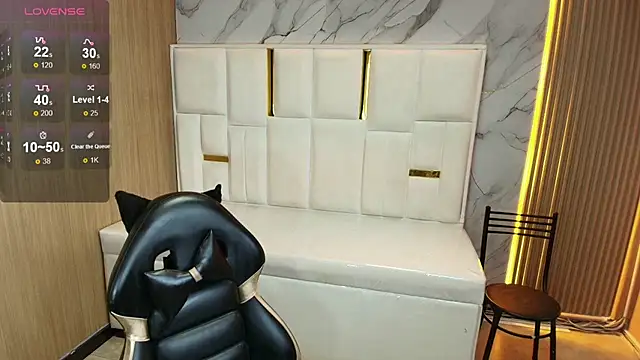 rox luxury tf online show from 03-25-26, 01:43