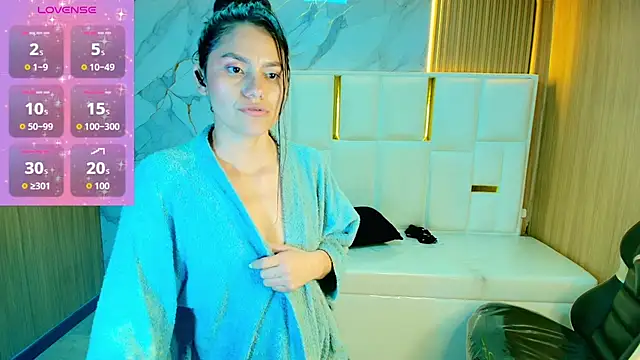 rox luxury tf online show from 05-31-26, 03:51