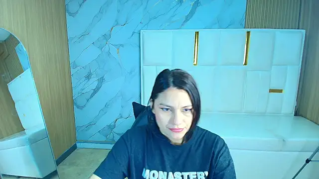 rox luxury tf online show from 04-20-26, 01:24