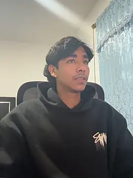 Snapshot of Pedestal_diamant chatting on 02-27-26, 10:53 Pedestal diamant online show from 02-27-26, 10:53