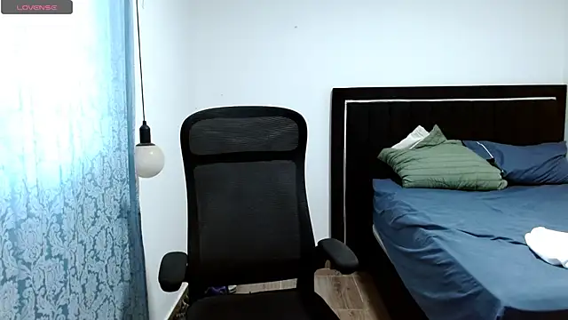 Pedestal diamant online show from 03-08-26, 08:23