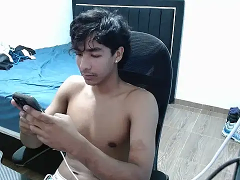 Snapshot of Pedestal_diamant chatting on 02-12-26, 06:24 Pedestal diamant online show from 02-12-26, 06:24