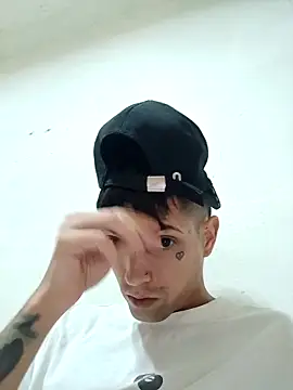 CubanoxxxSex online show from 03-01-26, 12:43