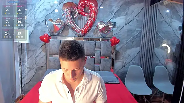 Snapshot of Manson_and_Zoe chatting on 02-15-26, 11:20 Manson and Zoe online show from 02-15-26, 11:20