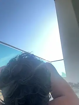 Snapshot of Samore_ chatting on 02-19-26, 08:39 Samore online show from 02-19-26, 08:39