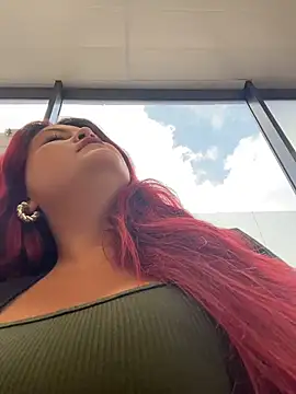 Snapshot of Lia-Moon77 chatting on 02-27-26, 07:24 Lia-Moon77 online show from 02-27-26, 07:24