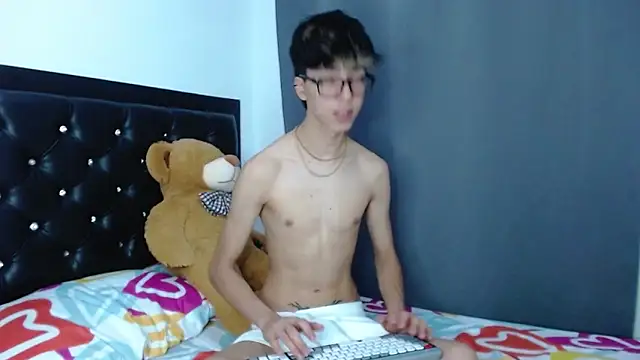 gabriel x18 online show from 04-15-26, 10:43