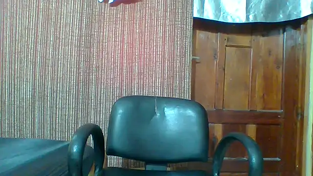 Snapshot of JUICY_T chatting on 02-08-26, 08:56 JUICY T online show from 02-08-26, 08:56