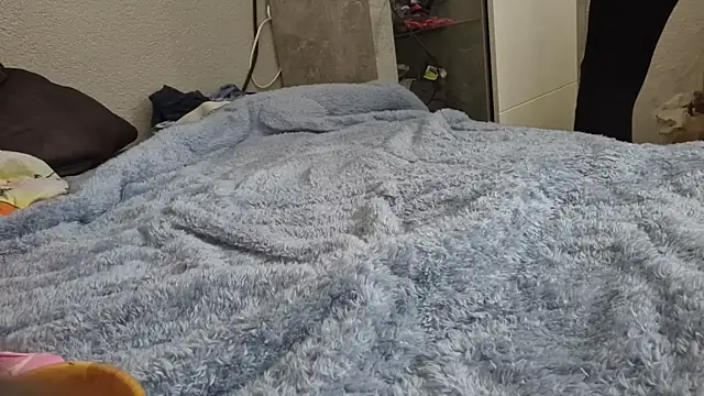 Snapshot of WildundJung chatting on 10-19-25, 10:29 WildundJung online show from 10-19-25, 10:29