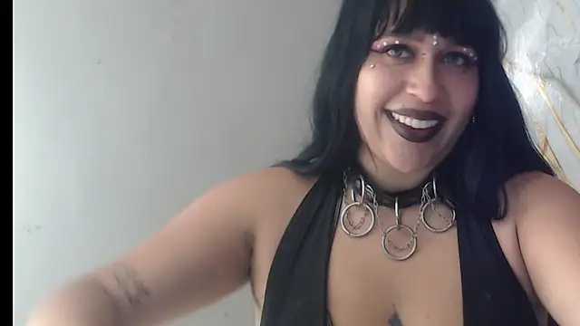 Snapshot of valen_ros chatting on 06-03-26, 02:33 valen ros online show from 06-03-26, 02:33