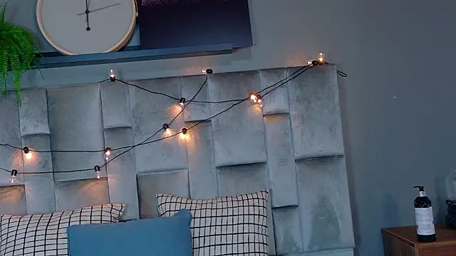 Snapshot of FernandaBrown__ chatting on 02-13-26, 07:25 FernandaBrown online show from 02-13-26, 07:25