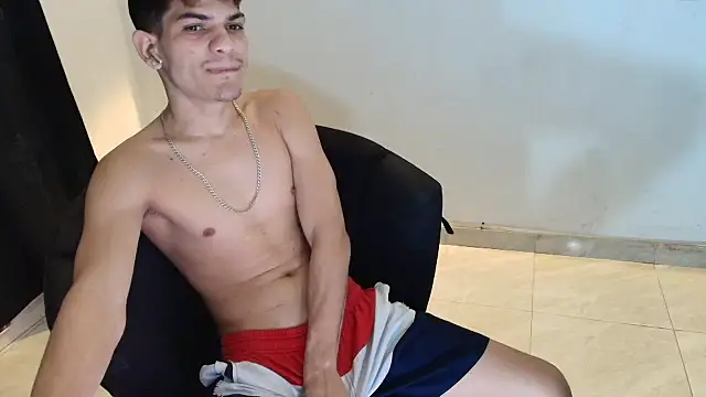 Jesshot bigcock20cm online show from 04-13-26, 08:35