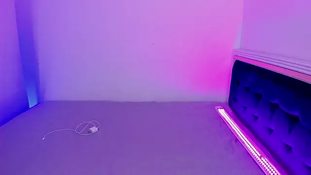 Snapshot of Angelica__Red chatting on 03-03-26, 08:54 Angelica Red online show from 03-03-26, 08:54