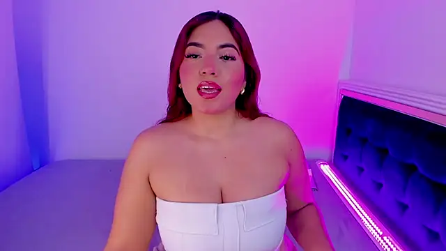 Snapshot of Angelica__Red chatting on 02-21-26, 05:59 Angelica Red online show from 02-21-26, 05:59