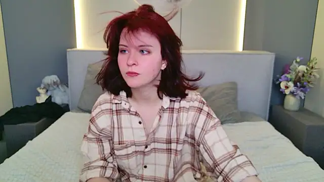 Snapshot of Milana_Bold chatting on 06-29-26, 08:41 Milana Bold online show from 06-29-26, 08:41