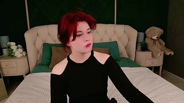 Snapshot of Milana_Bold chatting on 07-07-26, 03:37 Milana Bold online show from 07-07-26, 03:37