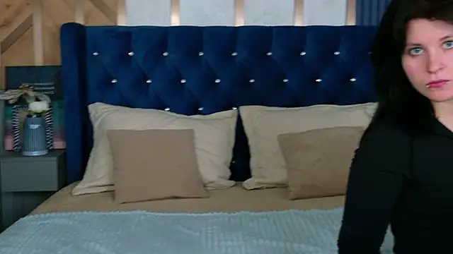 Milana Bold online show from 03-02-26, 08:38