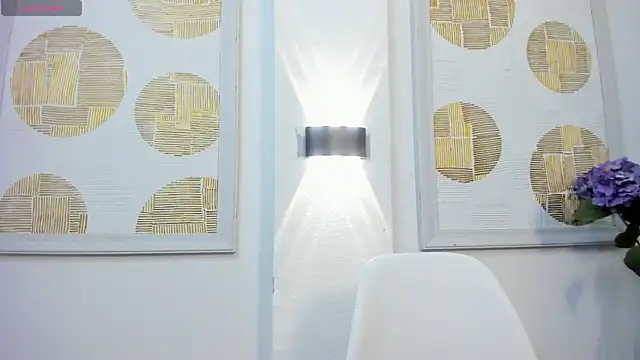 LaraSweetxx online show from 05-07-26, 08:56