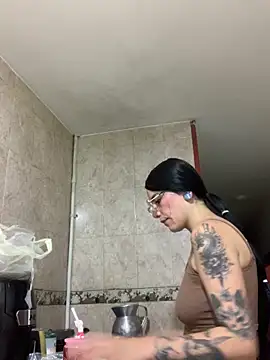 Snapshot of Sofii7 chatting on 02-20-26, 12:29 Sofii7 online show from 02-20-26, 12:29