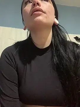 Snapshot of Sofii7 chatting on 02-07-26, 03:03 Sofii7 online show from 02-07-26, 03:03