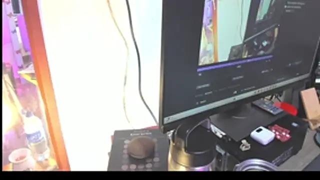 Snapshot of Nyomi_browm chatting on 02-28-26, 08:58 Nyomi browm online show from 02-28-26, 08:58