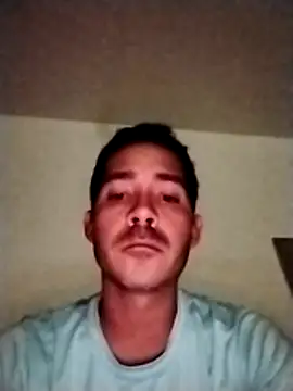 Snapshot of Santiago_vnz chatting on 02-05-26, 06:42 Santiago vnz online show from 02-05-26, 06:42