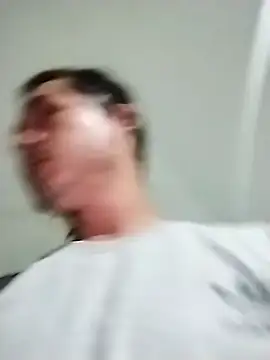 Snapshot of Santiago_vnz chatting on 02-08-26, 04:32 Santiago vnz online show from 02-08-26, 04:32