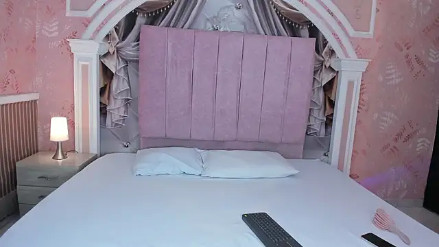 Snapshot of sweetness_siren chatting on 02-22-26, 04:37 sweetness siren online show from 02-22-26, 04:37