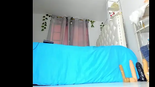 sweet supreme online show from 04-12-26, 10:46