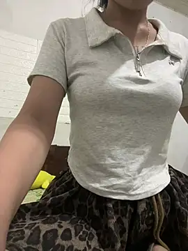 DoliceGirl2k online show from 05-03-26, 02:42